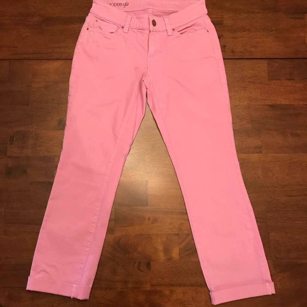 Lavender Cropped Relaxed Fit Pants Sz 2P/28